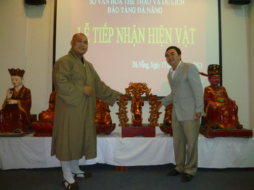  Chiêm ngưỡng những di vật quý về di tích Thành Điện Hải
